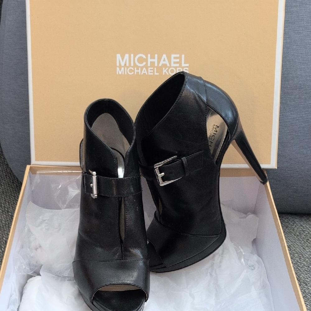 Michael Kors Black Peep-Toe Heels